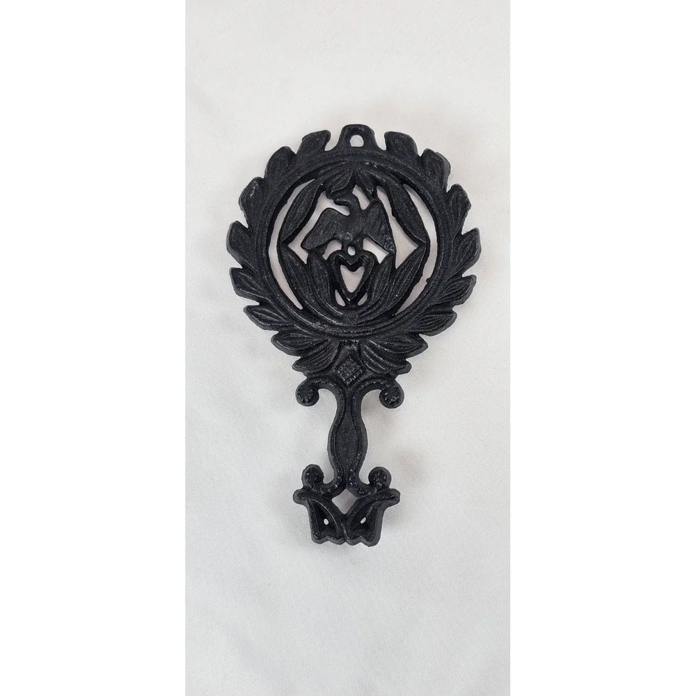 Vintage Cast Iron Trivet Lovebirds‎ Heart Japan Mini 5x3 Wall Decor
